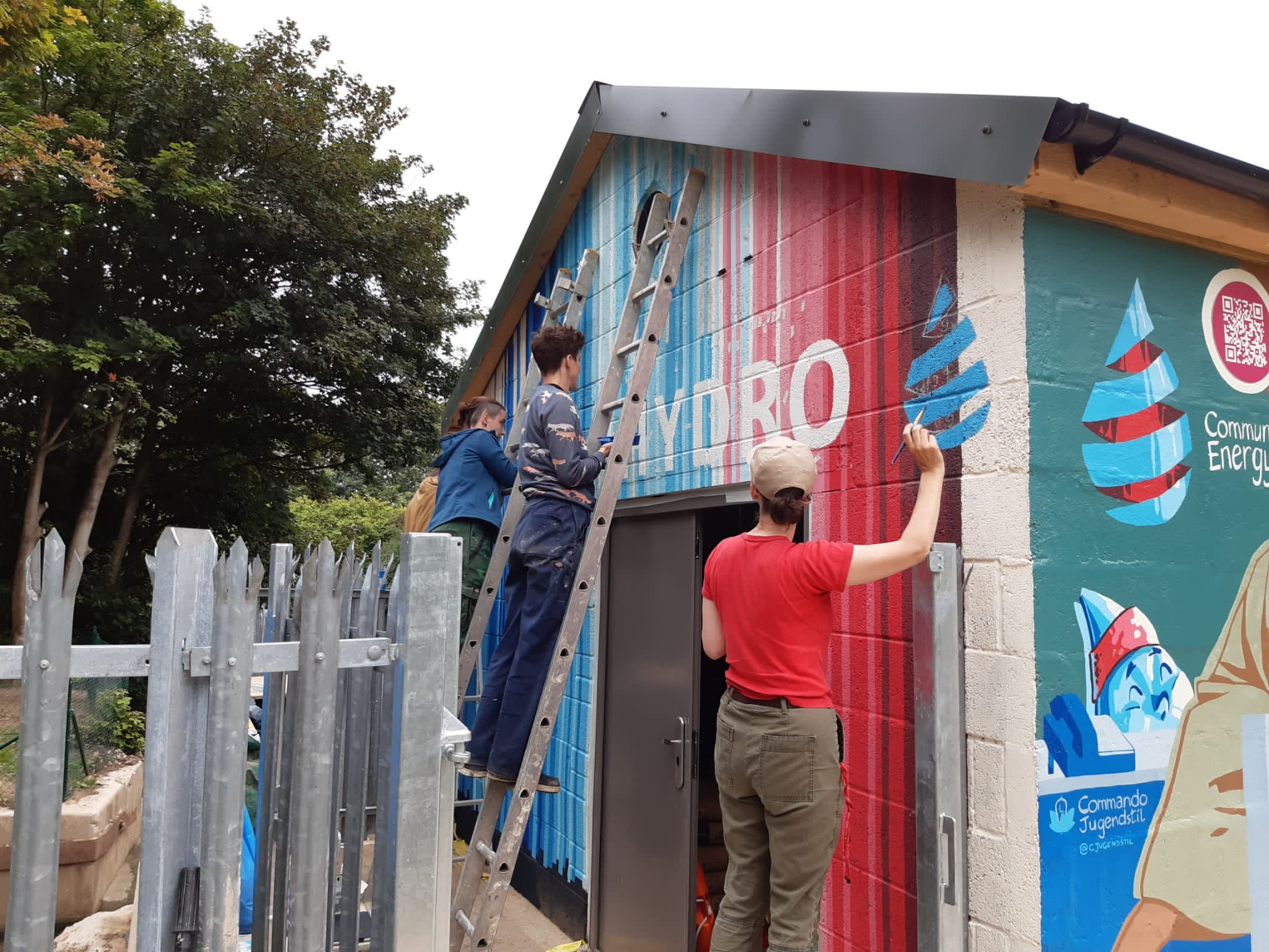 Painting the turbine house