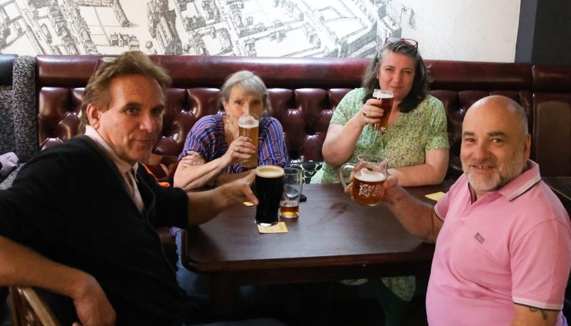 Drinkers in the New Clarence