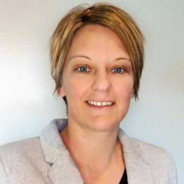 Emma Compson headshot